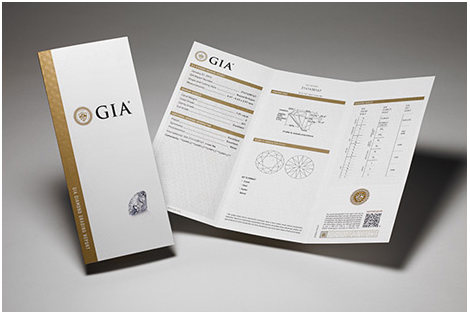 「GIA」の鑑定書付