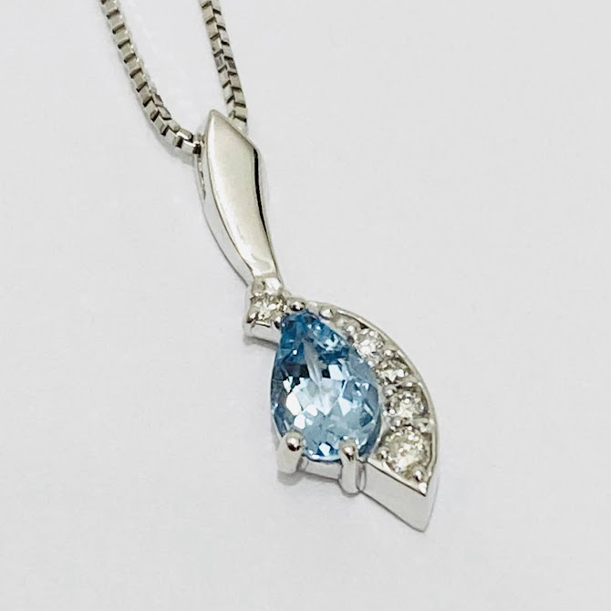 アクアマリン ブルートパーズ インド スリランカ ジュエリー 輝かしき  